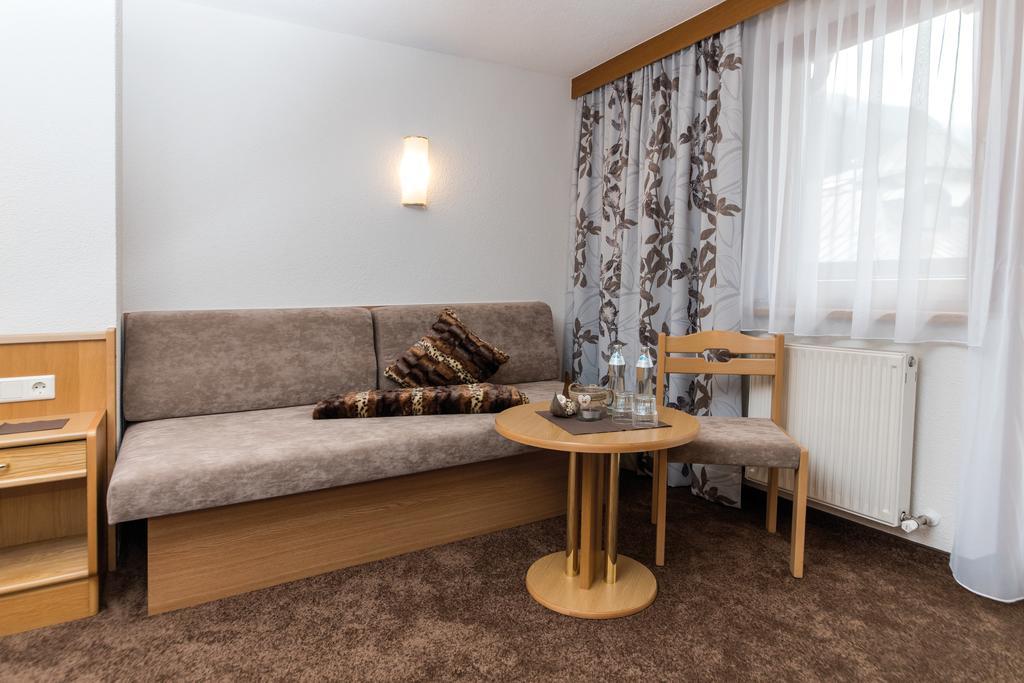 Hotel Idhof Ischgl Exterior photo